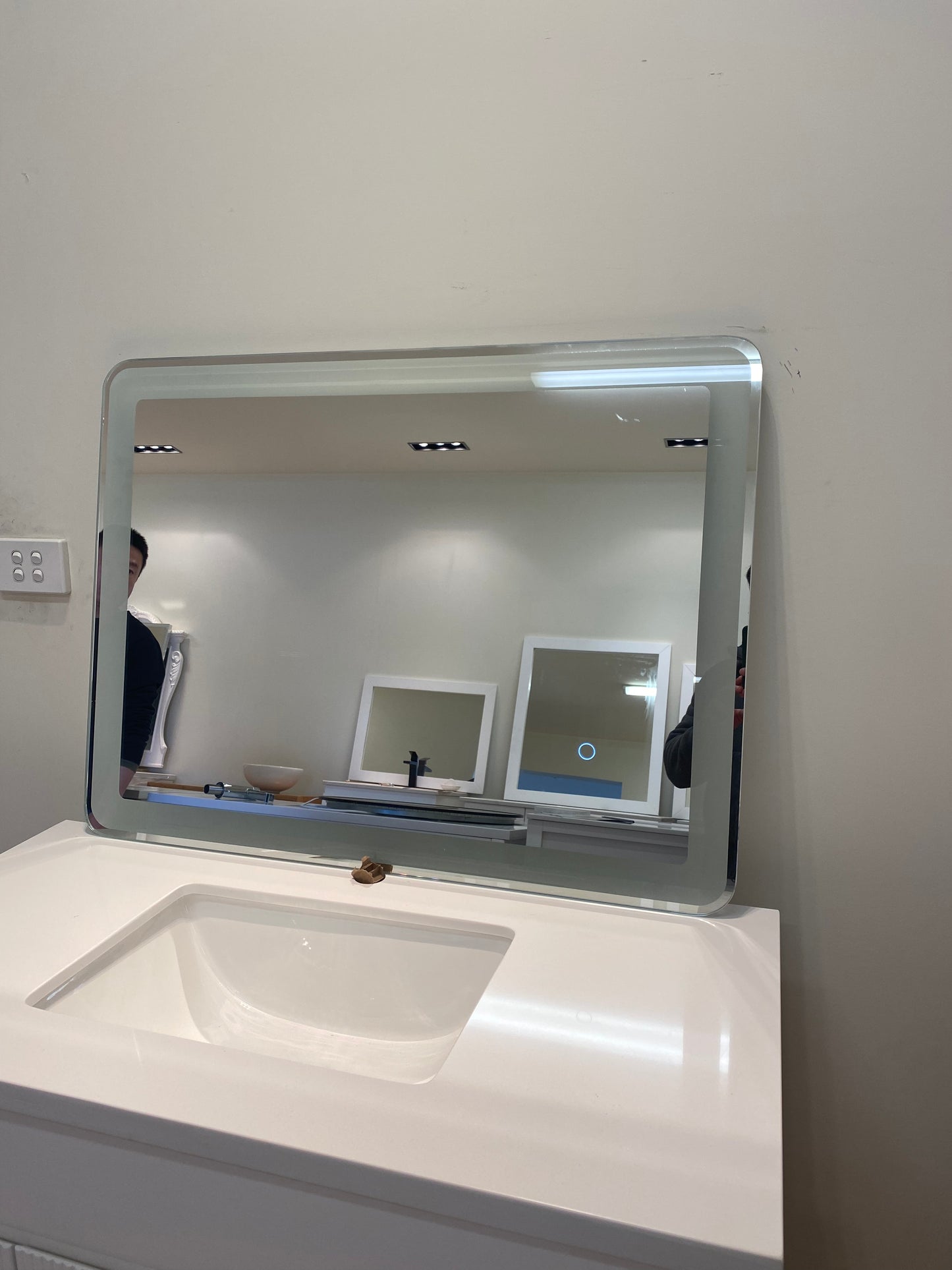 800x600mm Rectangular Front LED Mirror - Emily-E