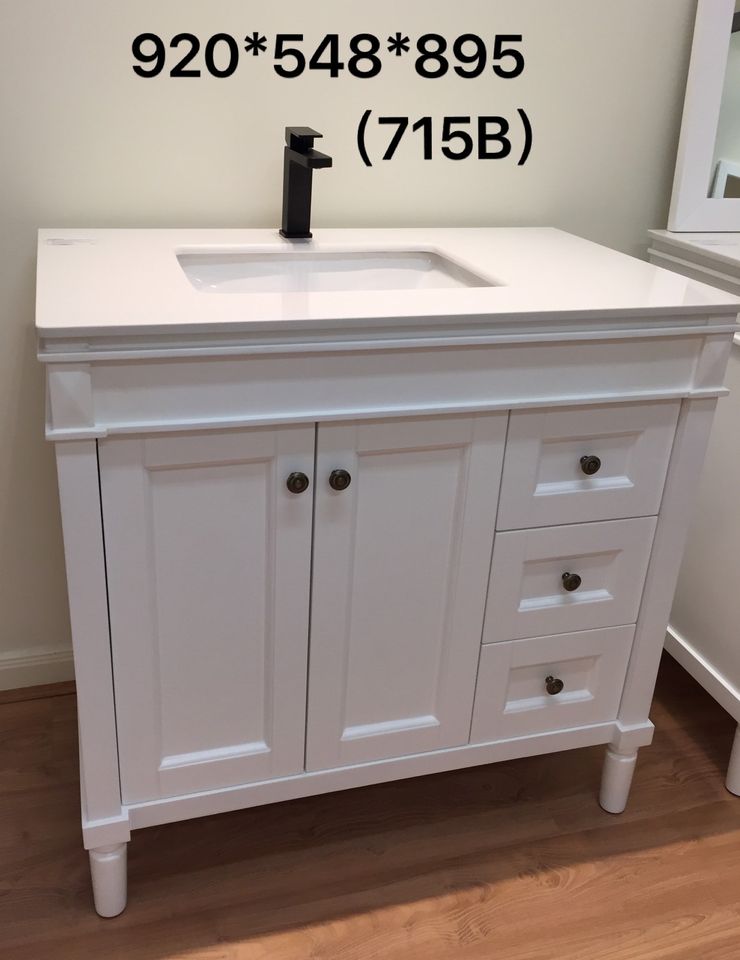 920mm American Size On Leg Vanity - 715-B