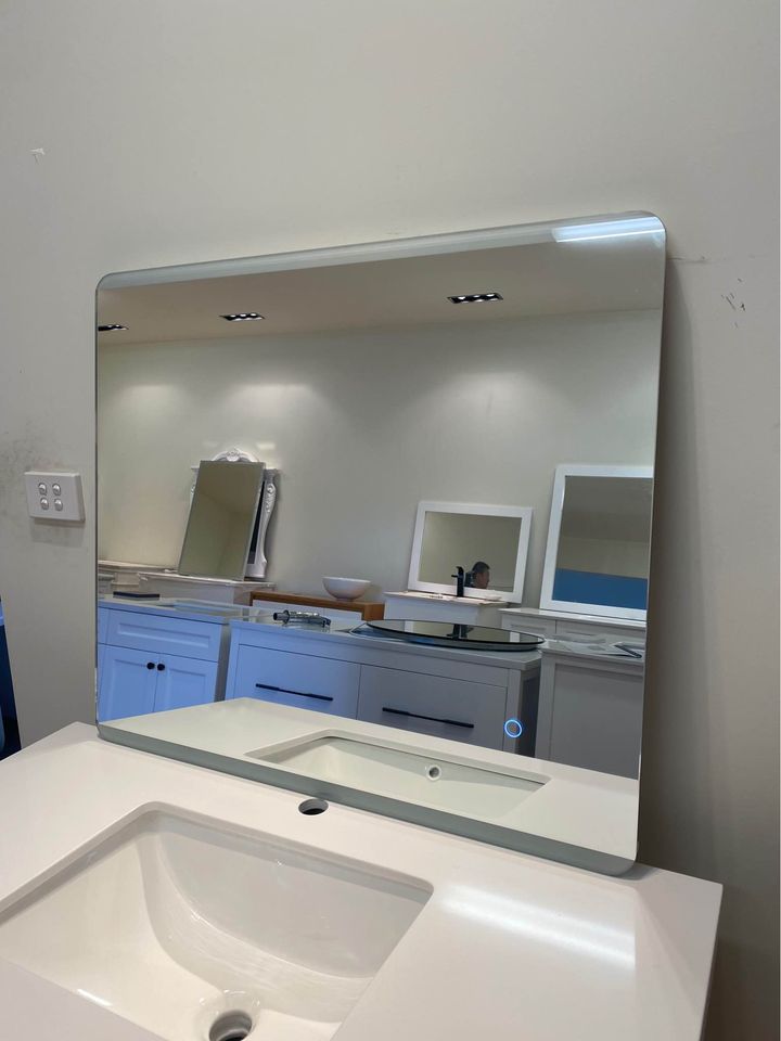 750x650mm Rectangular LED Mirror - Emily-F