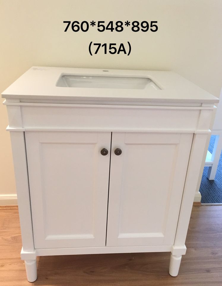 760mm American Size On Leg Vanity - 715-A