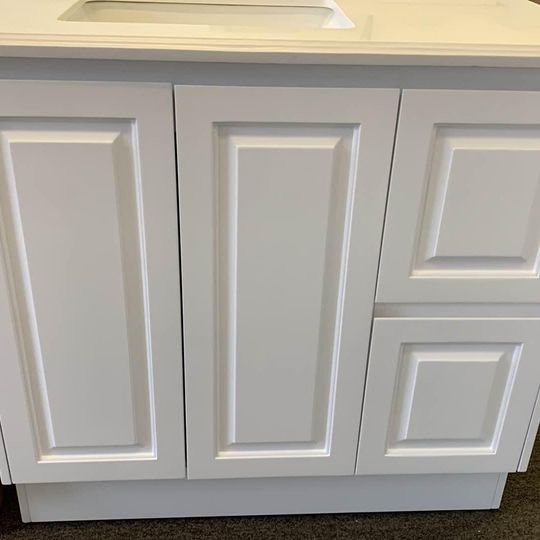 900mm Shaker Bathroom Vanity - 2202-B
