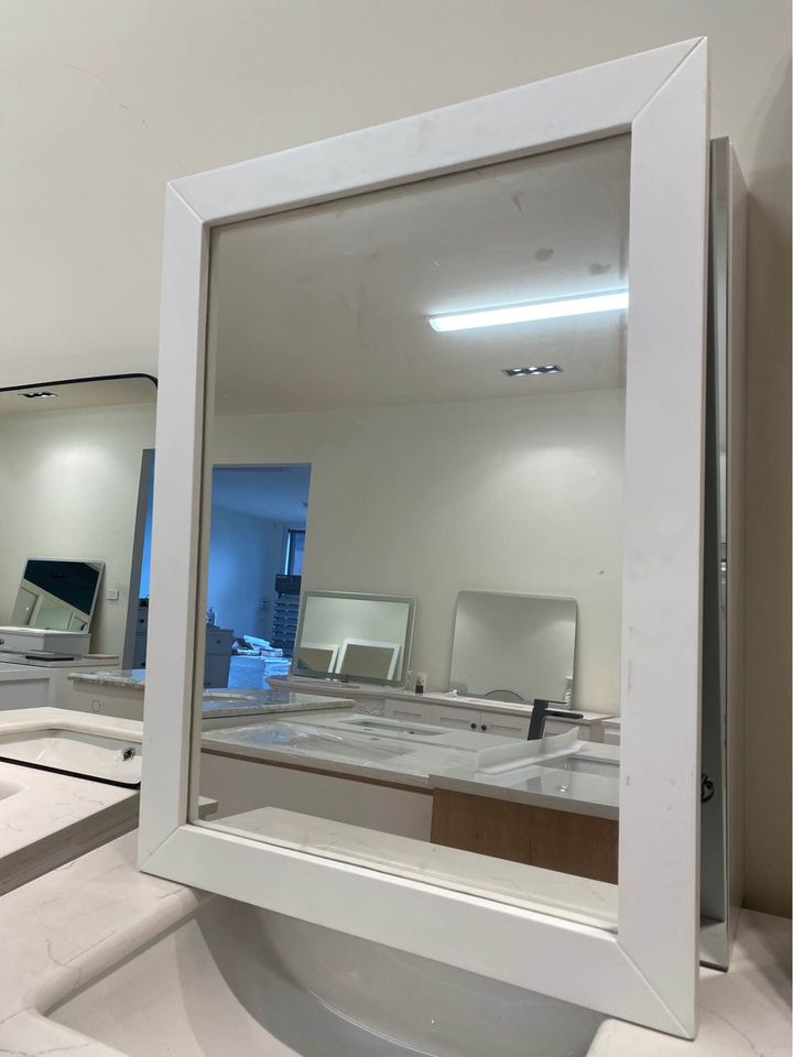 800x600mm White Wood Frame Mirror - AF
